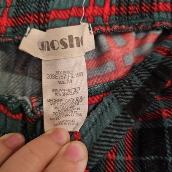 Plaid Womans Pajamas - Green and Red - Picture 4 of 7